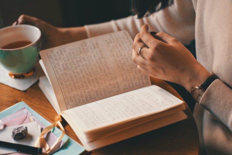 25 Genuine & Powerful Ways To Live A Meaningful Life